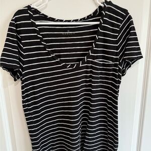 Caslon Black and White Fitted Short Sleeve Tee